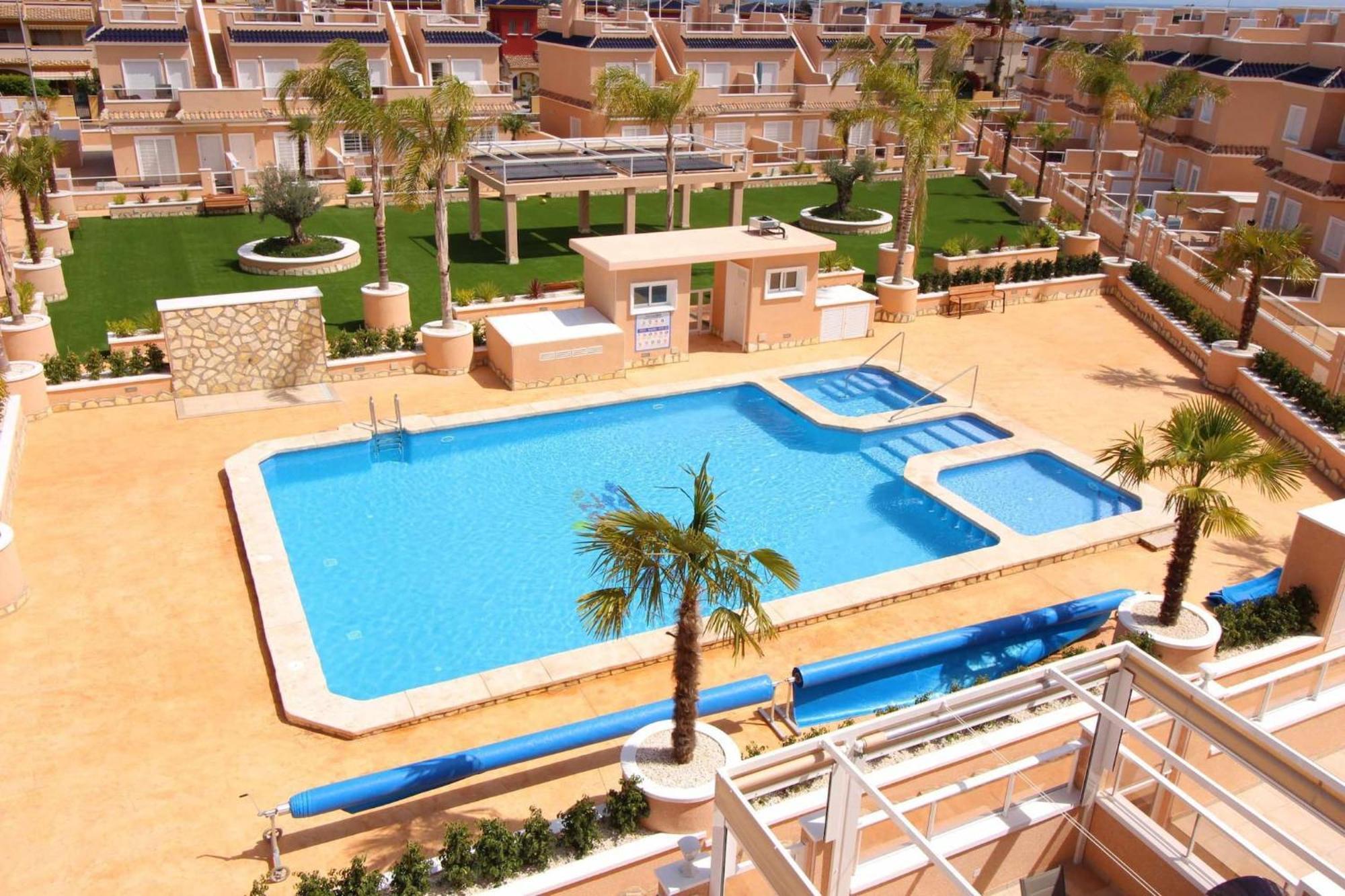 Duplex Campoamor Heated Pool Luaran gambar